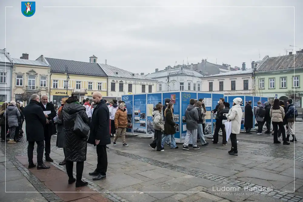 Wystawa „Droga do morza” na nowosądeckim Rynku