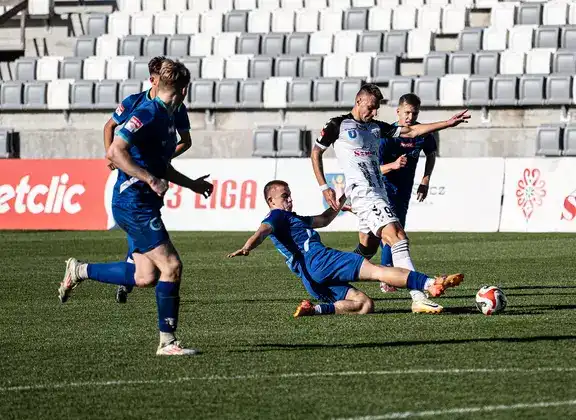 Przegrana pierwsza połowa, zwycięska druga. Sandecja sięga po komplet punktów