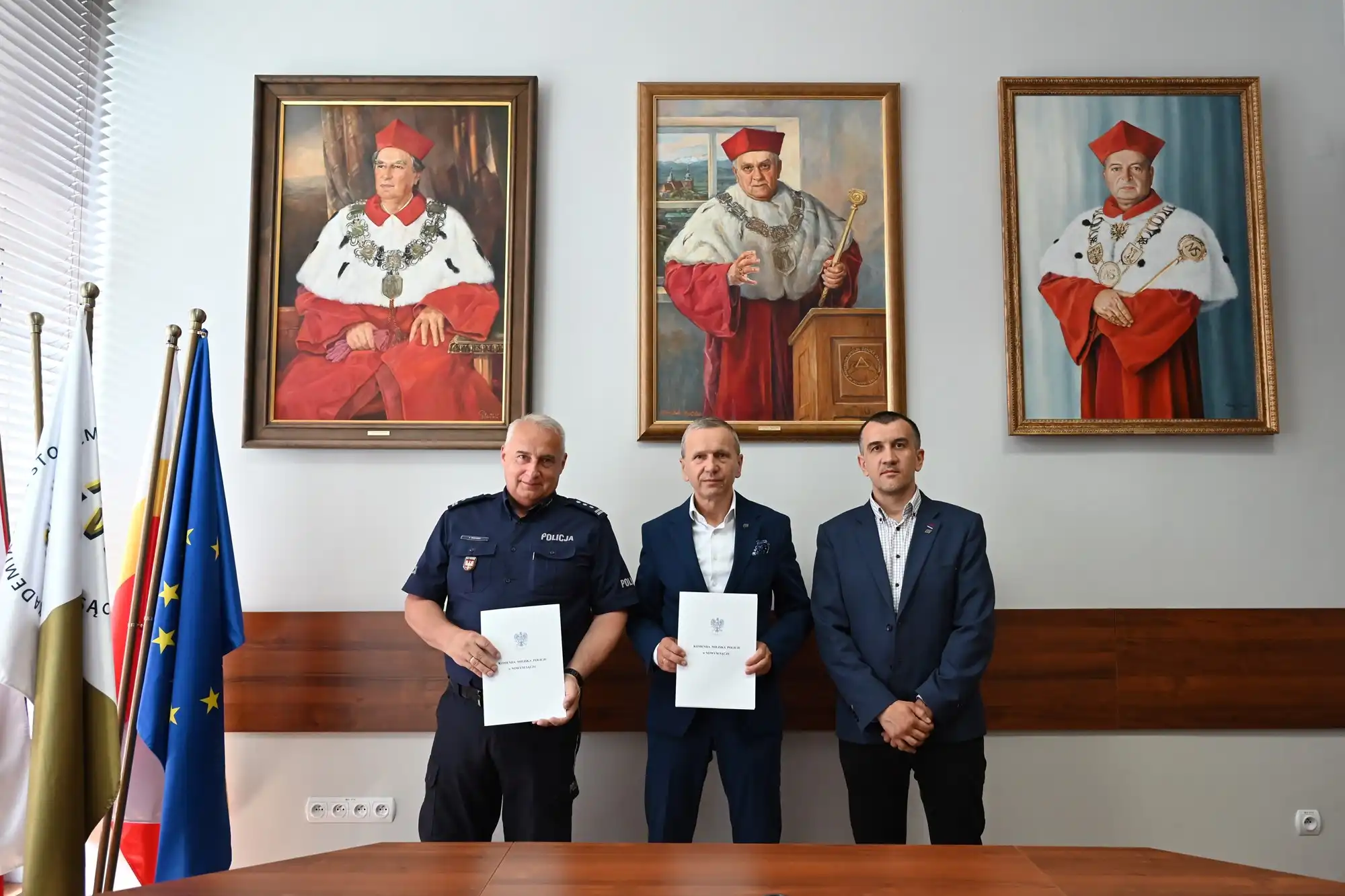Nowy Sojusz dla nauki i bezpieczeństwa. ANS i Komenda Miejska Policji w Nowym Sączu podpisały porozumienie o współpracy