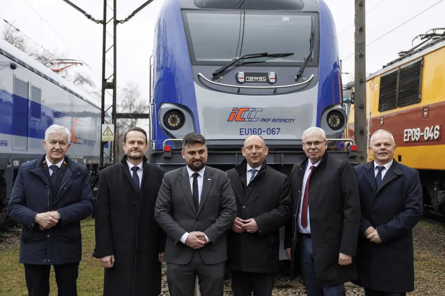 Nowe 'Griffiny' ruszają na trasę. PKP Intercity odbiera kolejne lokomotywy z Nowego Sącza