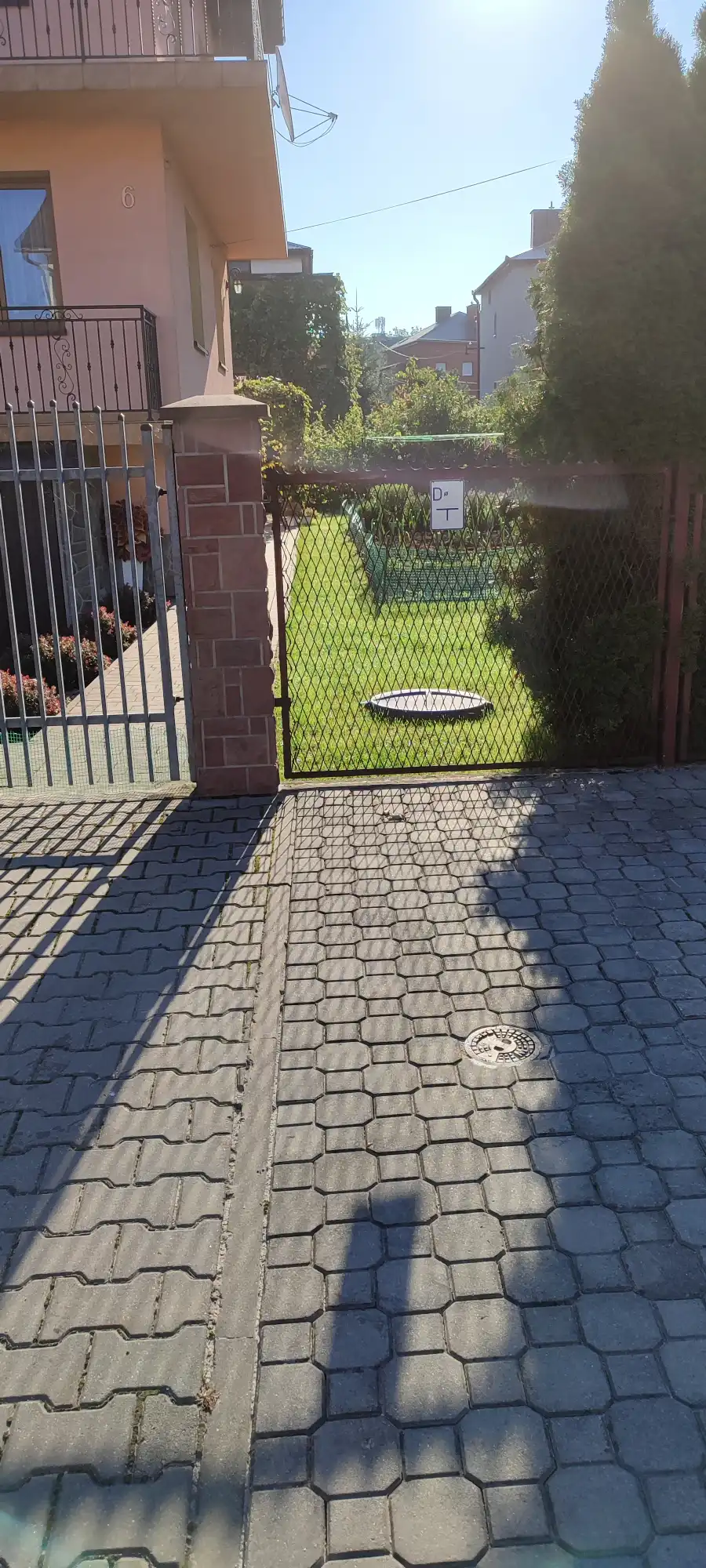 Chełmiec: zakończyły się prace związane z rozbudową wodociągu i kanalizacji sanitarnej w rejonie ul. Szkolnej i Witosa
