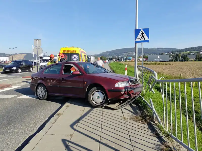 Kolizja w Wielopolu. Jedna osoba trafiła do szpitala