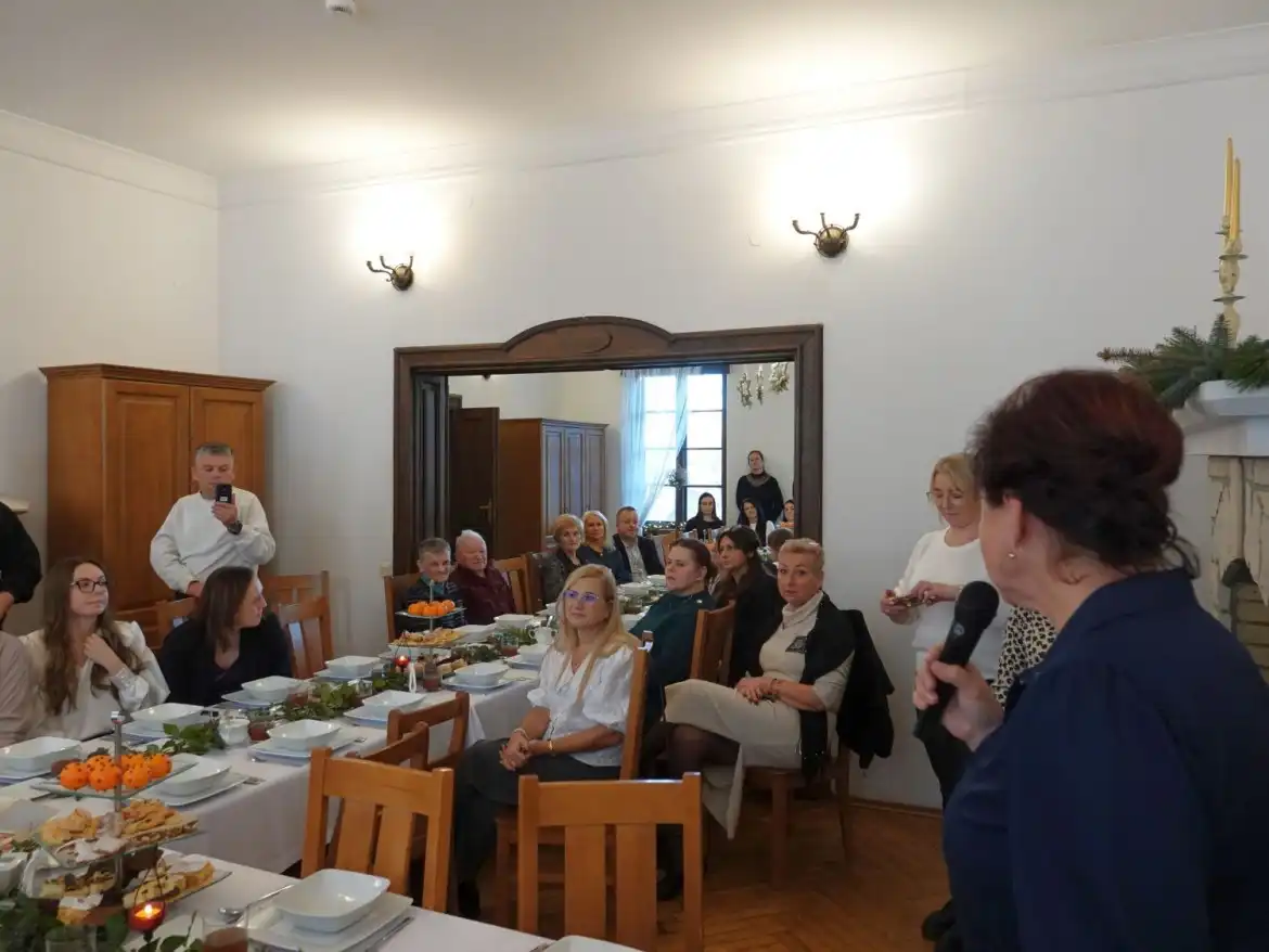 Wigilijna atmosfera w Powiatowym Ośrodku Wsparcia w Zbyszycach