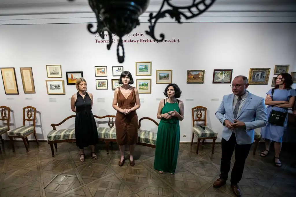 Wernisaż wystawy malarstwa Bronisławy Rychter -Janowskiej w Galerii Marii Ritter