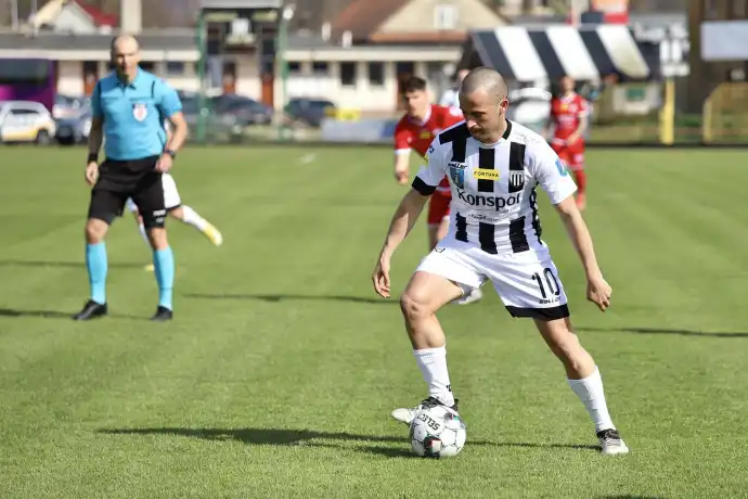 Sandecja remisuje z Resovią Rzeszów