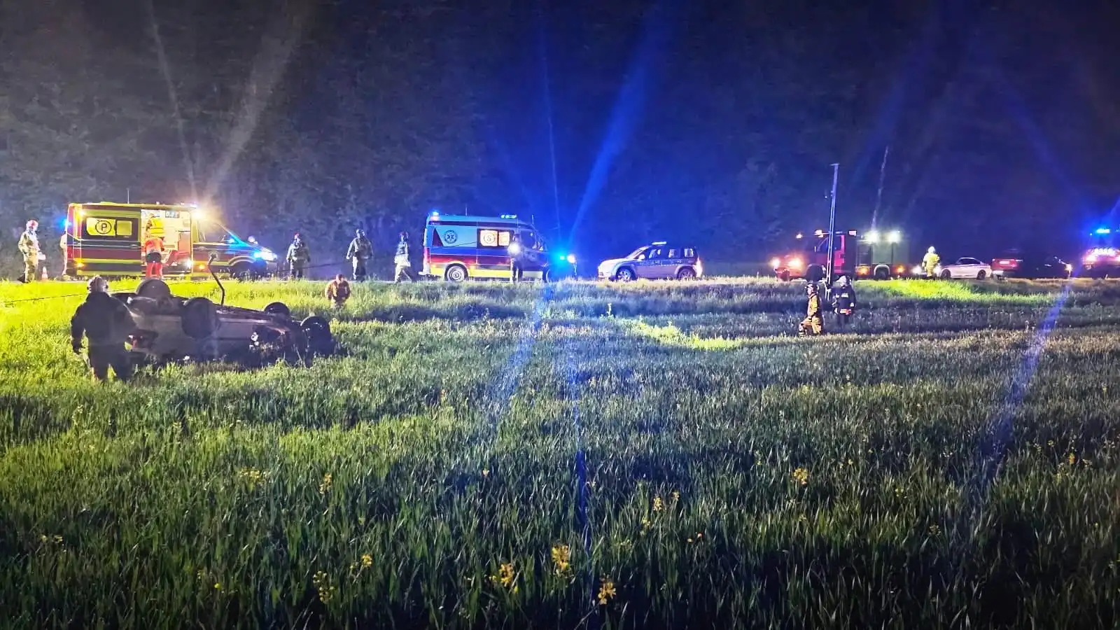Wypadek w Witowicach Górnych. W akcji śmigłowiec LPR