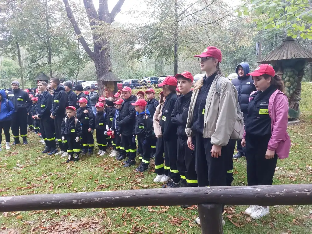 Osiem kilometrów przyjaźni i rywalizacji. Zlot MDP w Stróżach