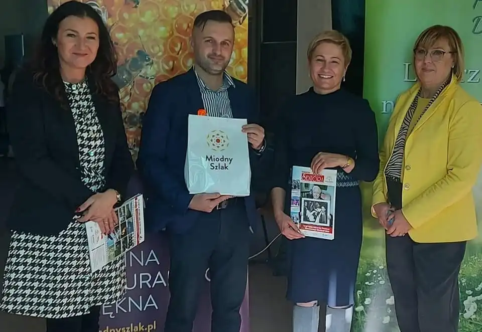 Fundacja Po Zdrowie do Natury zorganizowała spotkanie w Akademii Nauk Stosowanych. Wśród tematów Karta Seniora