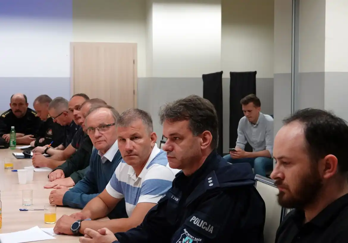 Trąba powietrzna w powiecie nowosądeckim: w Mogilnie odbyło się posiedzenie sztabu kryzysowego