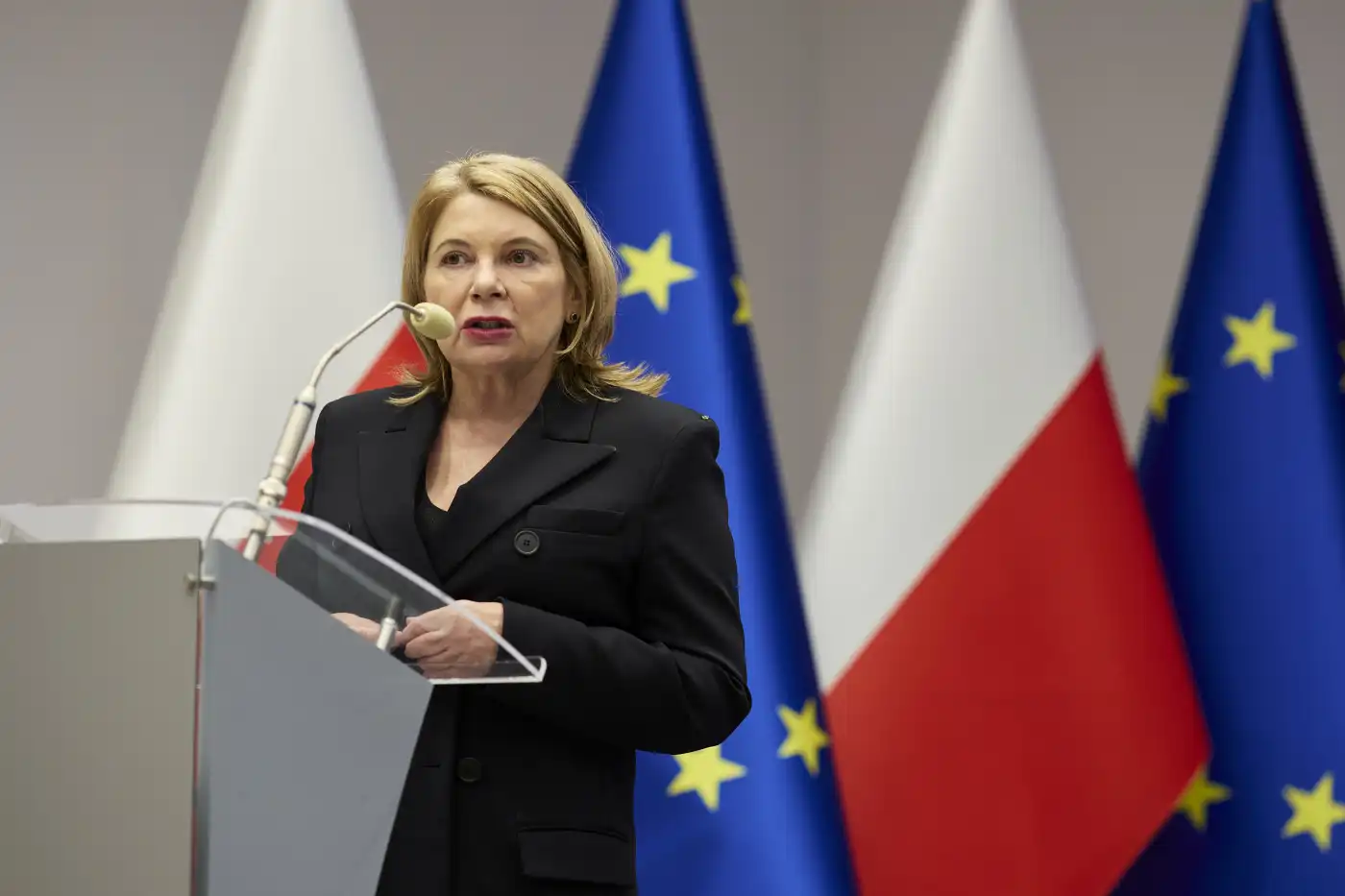 Chcesz zostać asystentem wojewody Małopolski? Teraz masz szanse, wojewoda wystawił ofertę na allegro