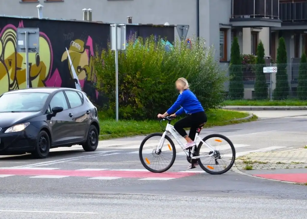 Na rowerze nie jesteś niezniszczalny. Policja apeluje