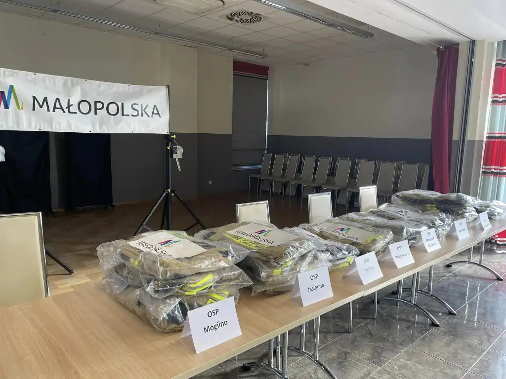 Nowy sprzęt dla OSP Mogilno i strażaków z gminy Korzenna