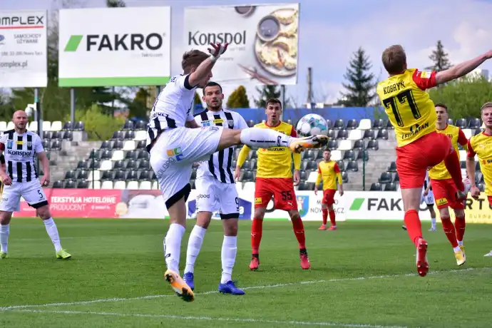 Kolejne z rzędu zwycięstwo drużyny Sandecji. 2:1 w meczu z Koroną Kielce
