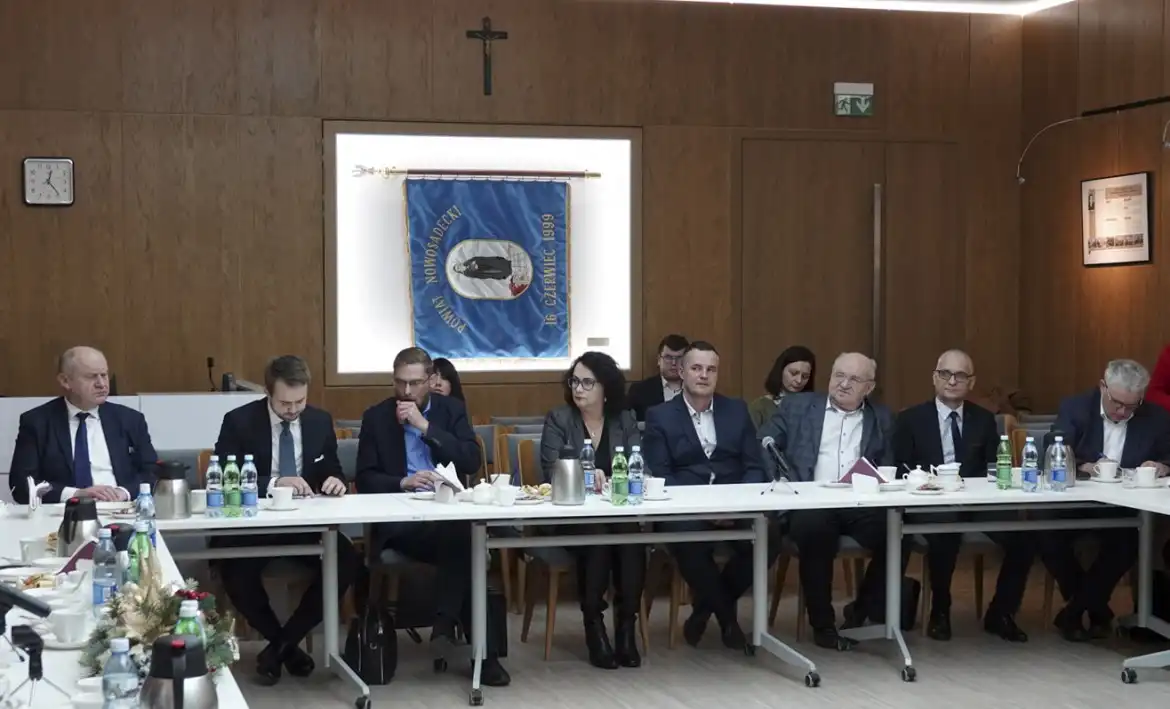 Samorządowcy z Sądecczyzny spotkali się z wicemarszałkiem Sejmu Ryszardem Terleckim