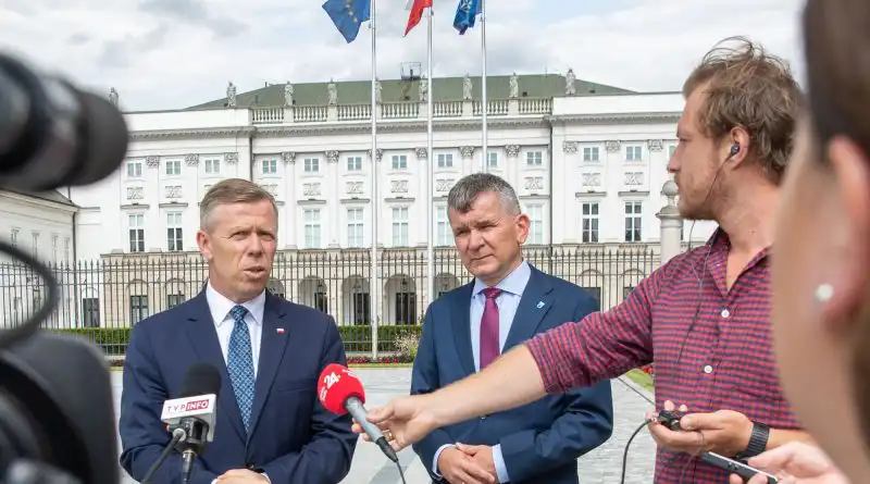 Posiedzenie Rady do Spraw Samorządu Terytorialnego. W spotkaniu uczestniczył burmistrz Jacek Lelek