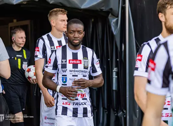 Ważny zawodnik opuszcza Sandecję. Nie przedłużył kontraktu z klubem