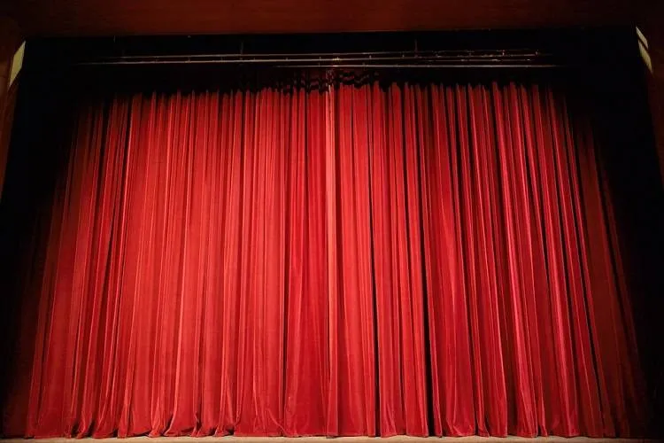 Jesienny Festiwal Teatralny w Nowym Sączu – zarezerwuj bilety!