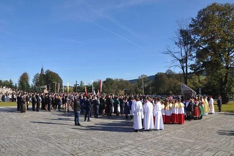 Uroczyste obchody 100 – lecia Odzyskania Niepodległości w Męcinie
