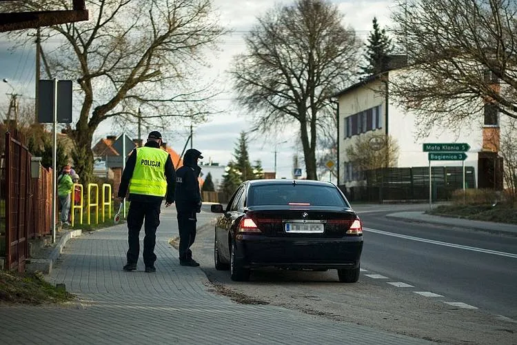 Zmiana kodeksu drogowego wchodzi w życie od 1 października – na korzyść kierowców!