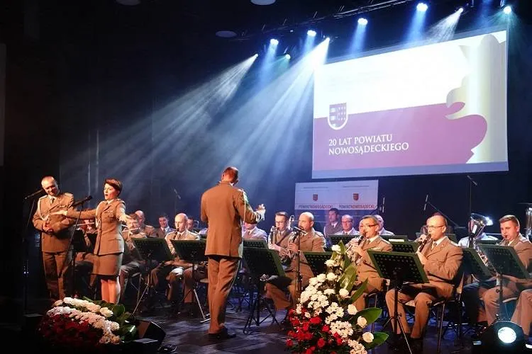 Radni pięciu kadencji świętowali 20 – lecie powiatu nowosądeckiego