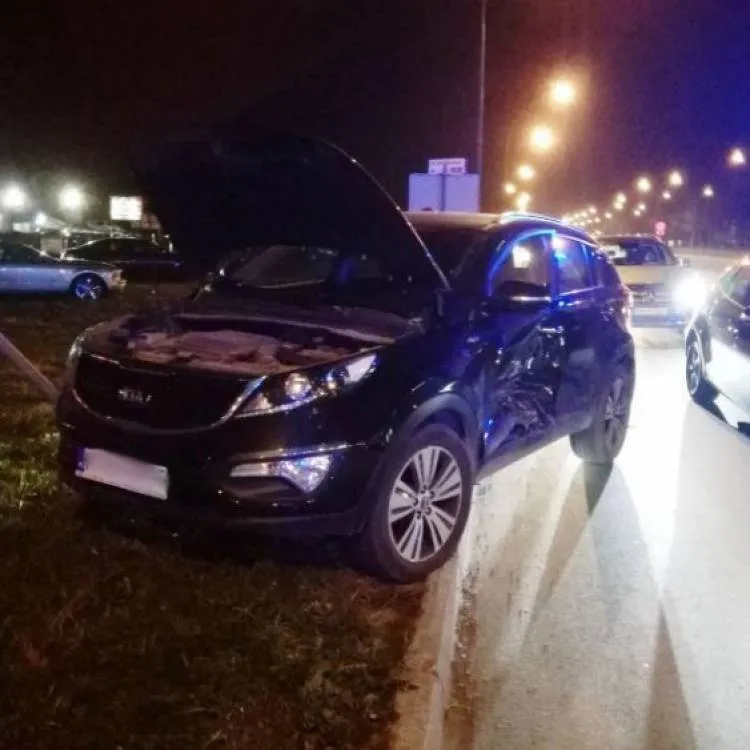 Zderzenie trzech aut w Nowym Sączu. Jedna osoba poszkodowana. 