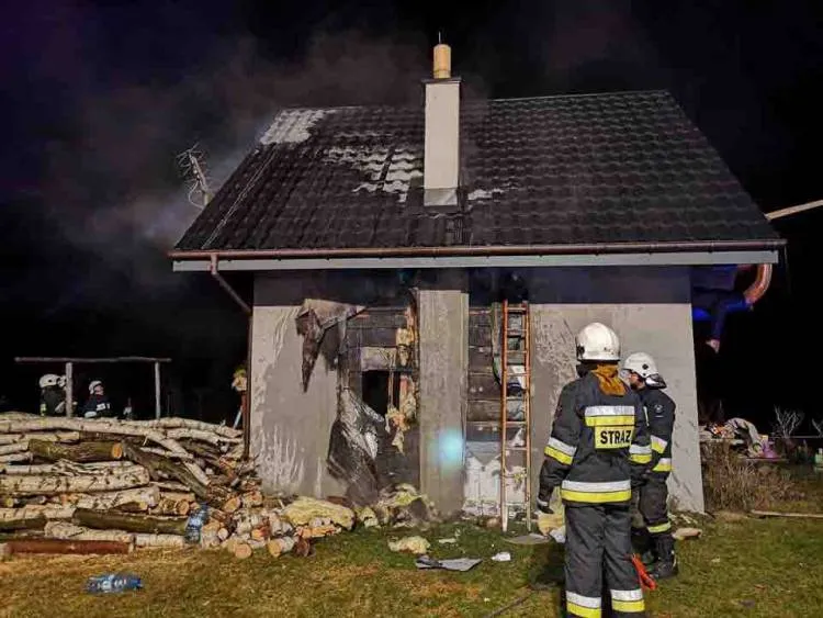 Pożar poddasza w Łomnicy - Zdroju