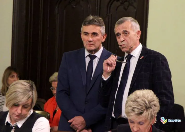 Druga nadzwyczajna sesja Rady Miasta i mamy składy komisji