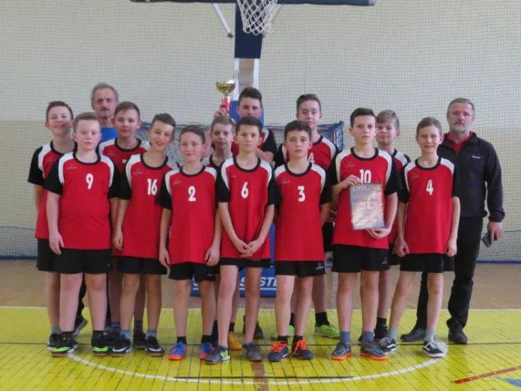 Młodzi Mistrzowie Powiatu Limanowskiego w Koszykówce
