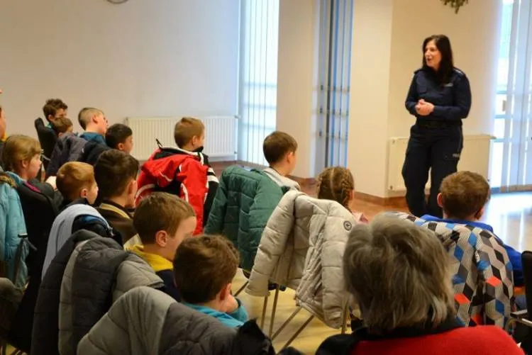 Dzieci odwiedziły Sądecką komendę