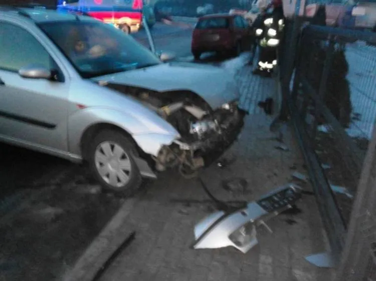 Zderzenie dwóch Fordów w Chełmcu