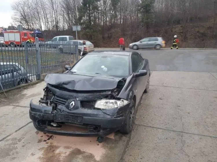 Wypadek w Paszynie. Jedna osoba poszkodowana