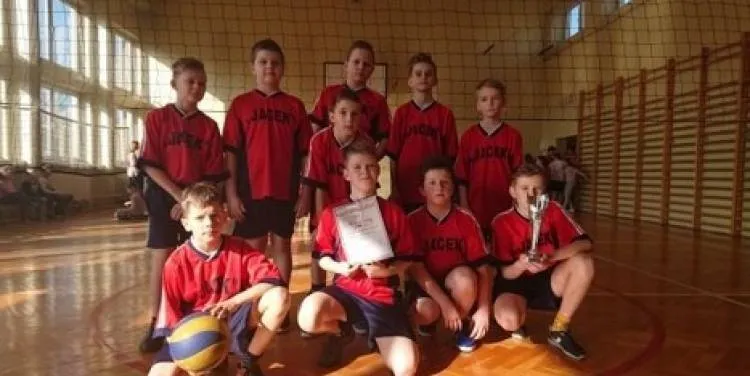 W Wojnarowej odbyły się Igrzyska Dzieci w mini siatkówce chłopców