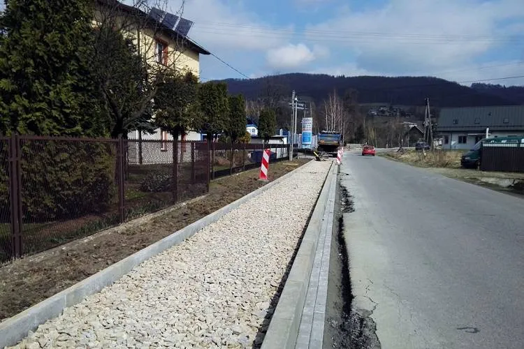 Trwają prace remontowo - budowlane na drogach powiatowych 