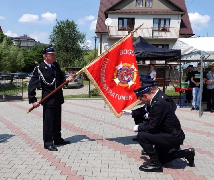 Strażacy odebrali sztandar