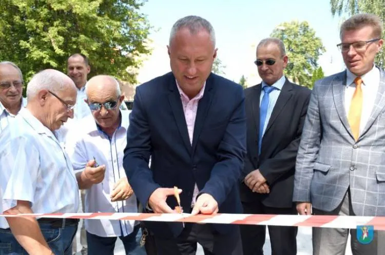Prezydent otworzył nową osiedlową drogę
