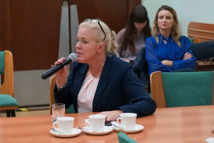 Czarne plamy na mapie połączeń autobusowych - samorząd szuka optymalnych rozwiązań