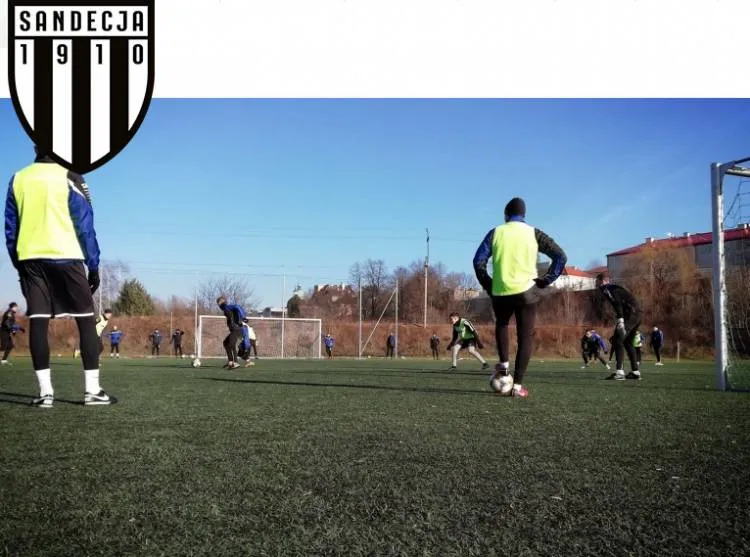 Nowi gracze na treningach Sandecji