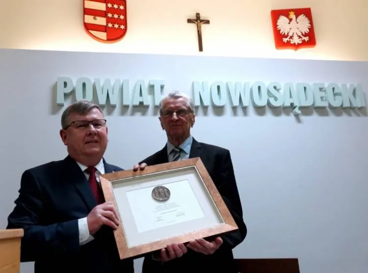 Stowarzyszenie Sołtysów Ziemi Sądeckiej z Medalem Polonia Minor