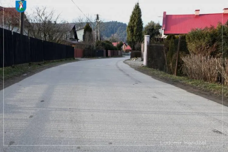 Na ul. Axentowicza pojawią się progi zwalniające