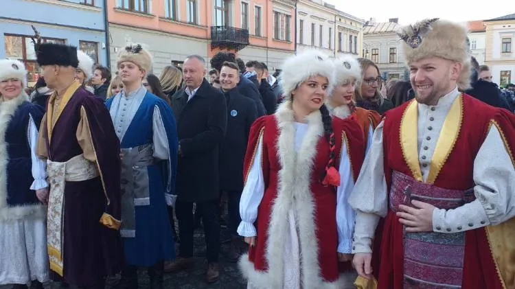 13 polonez pod ratuszem Nowy Sącz