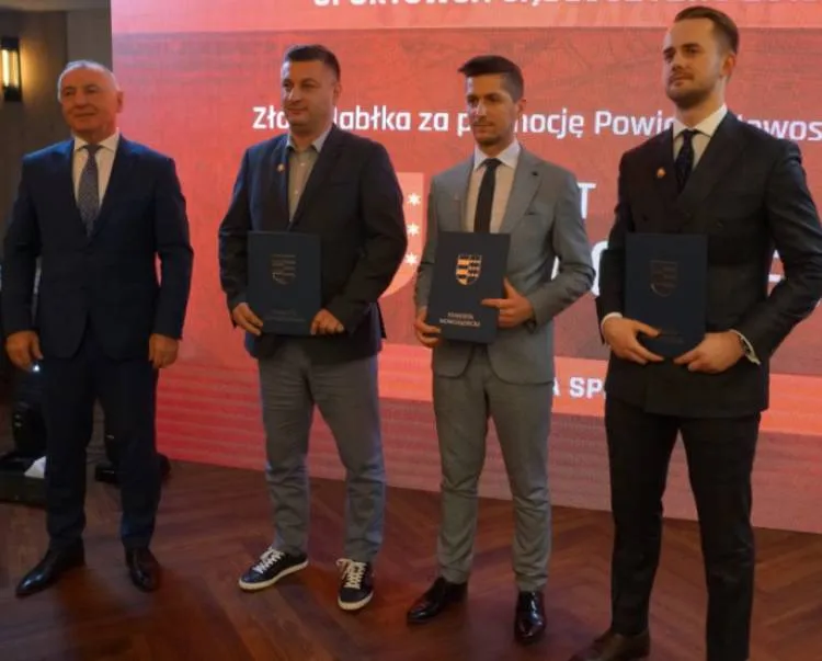 Najlepsi sportowcy w regionie wybrani