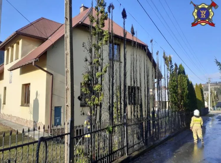 Groźny pożar w okolicy plebanii