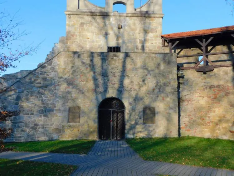 Archeolodzy badają historię nowosądeckiego zamku