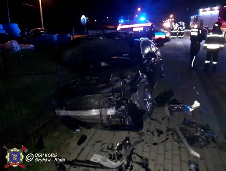 Wypadek w Grybowie. Dwie osoby poszkodowane