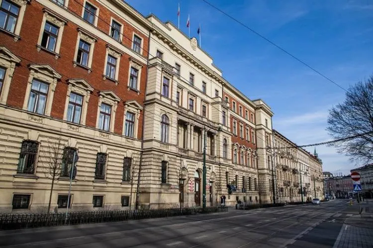 UMWM zdecydował o zakupie sprzętu medycznego za kwotę 43 mln zł