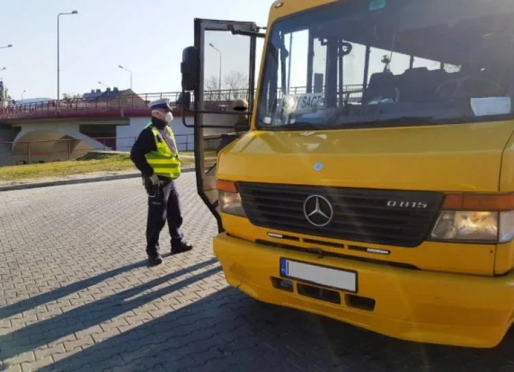 Dodatkowe zasady kontroli w komunikacji zbiorowej