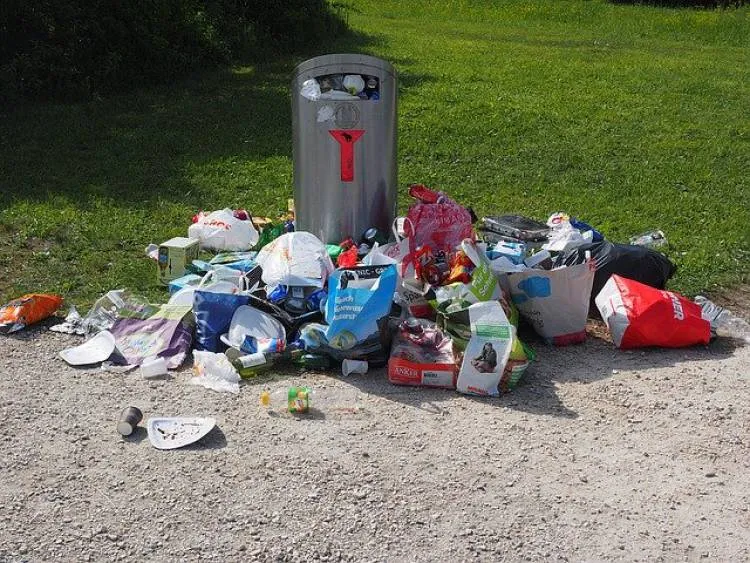 Będą kary za zaśmiecanie Gminy Korzenna