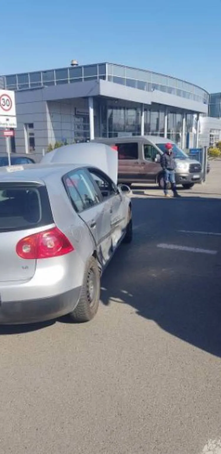 zderzenie dwóch osobówek ul. Węgierska Nowy Sącz
