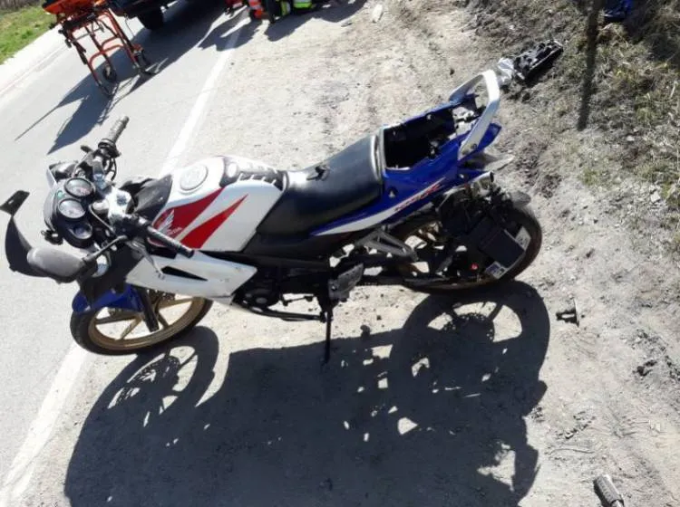 zderzenie samochodu osobowego i motocykla Mochnaczka Wyżna