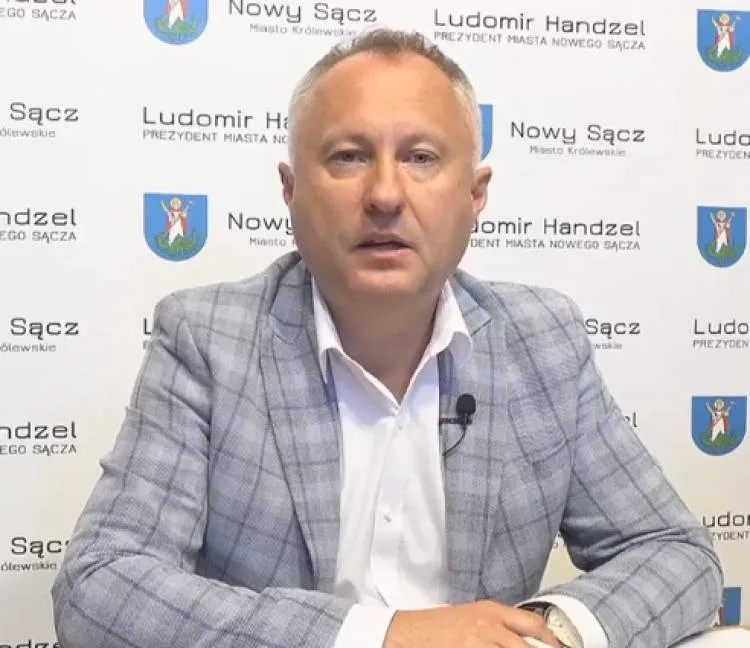 Prezydent nie przekaże danych sądeckich wyborców i zawiadomi prokuraturę